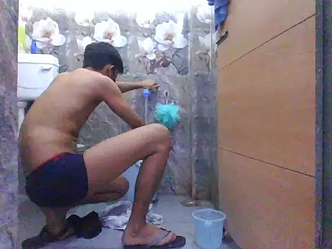 Gray lund online show from 04-18-26, 02:43