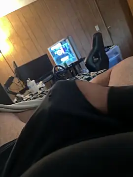 Snapshot of Jayare95 chatting on 12-02-25, 03:29 Jayare95 online show from 12-02-25, 03:29