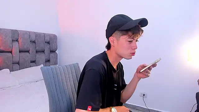 MarcusCollinss  online show from 12-02-24, 12:07