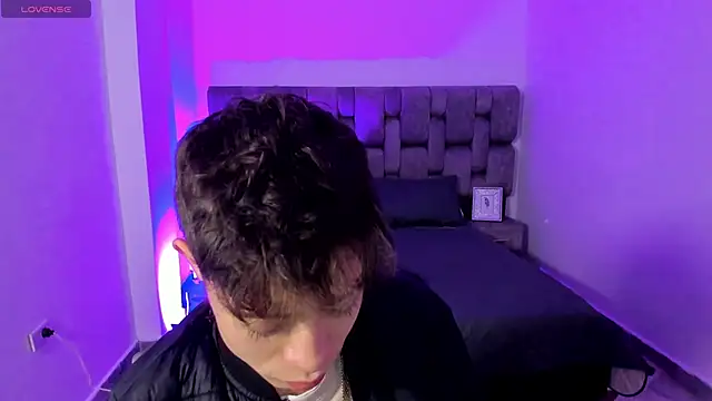 MarcusCollinss  online show from 12-18-24, 12:07