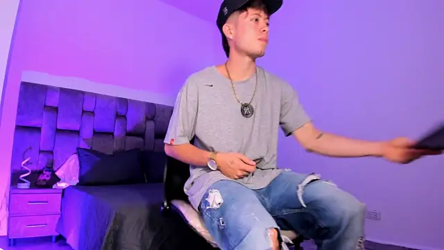 MarcusCollinss  online show from 12-27-24, 03:15