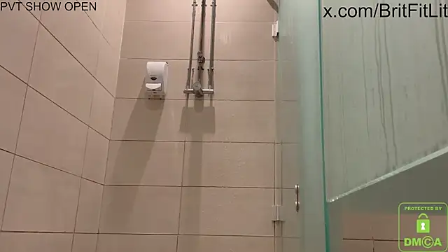 Snapshot of BritishHappyEnding chatting on 01-11-25, 06:23 BritishHappyEnding online show from 01-11-25, 06:23