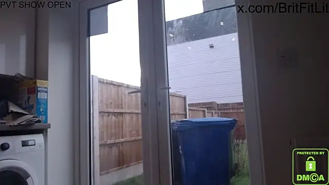 Snapshot of BritishHappyEnding chatting on 02-16-25, 12:43 BritishHappyEnding online show from 02-16-25, 12:43