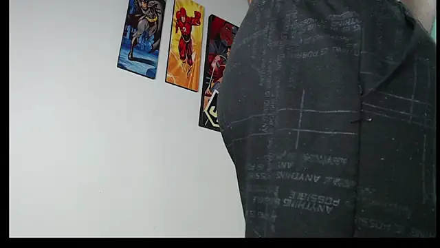 Snapshot of Enriblack92 chatting on 02-12-25, 12:27 Enriblack92 online show from 02-12-25, 12:27