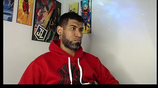 Snapshot of Enriblack92 chatting on 02-13-25, 11:37 Enriblack92 online show from 02-13-25, 11:37