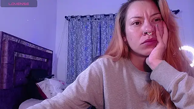 alejandrafitt online show from 06-17-26, 04:37