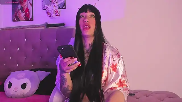 Snapshot of Akari1_Mischief chatting on 03-07-25, 04:57 Akari1 Mischief online show from 03-07-25, 04:57