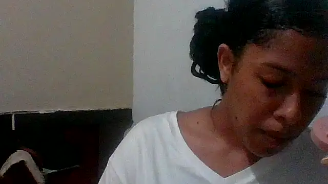 Kitra New online show from 10-22-25, 07:52