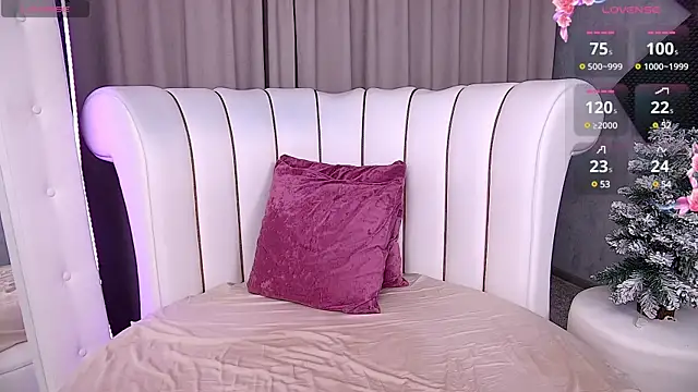 Unicorn  Girl online show from 12-28-24, 03:04