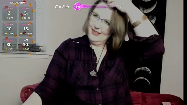 Snapshot of Madam_Verity chatting on 02-18-25, 01:54 Madam Verity online show from 02-18-25, 01:54