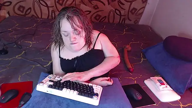 MiniNatalie online show from 02-24-25, 08:49