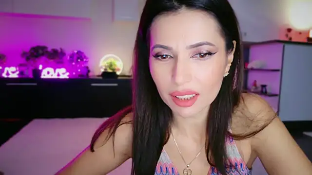 Snapshot of MissSmiley26 chatting on 12-19-25, 09:11 MissSmiley26 online show from 12-19-25, 09:11