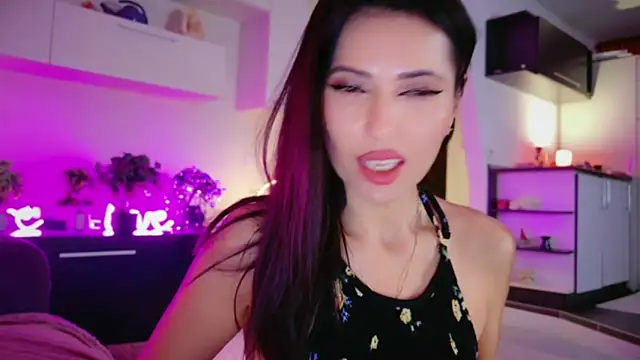 Snapshot of MissSmiley26 chatting on 03-13-26, 10:27 MissSmiley26 online show from 03-13-26, 10:27