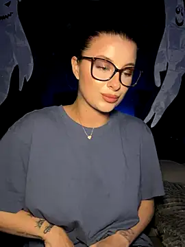 Mia-Minou online show from 10-07-25, 09:45