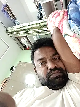 Snapshot of PVNRAO0831 chatting on 09-29-25, 06:07 PVNRAO0831 online show from 09-29-25, 06:07
