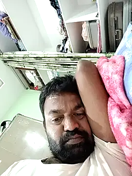 Snapshot of PVNRAO0831 chatting on 10-06-25, 04:15 PVNRAO0831 online show from 10-06-25, 04:15
