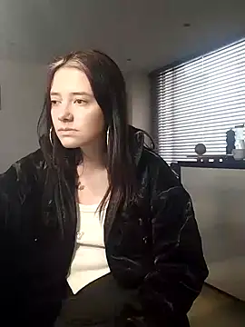 Snapshot of Isabella_21x chatting on 01-16-25, 03:24 Isabella 21x online show from 01-16-25, 03:24