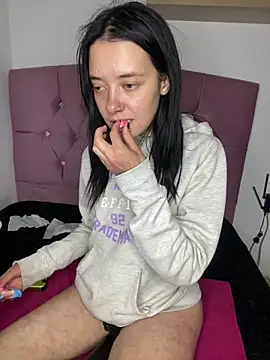 Snapshot of Isabella_21x chatting on 02-17-25, 03:53 Isabella 21x online show from 02-17-25, 03:53