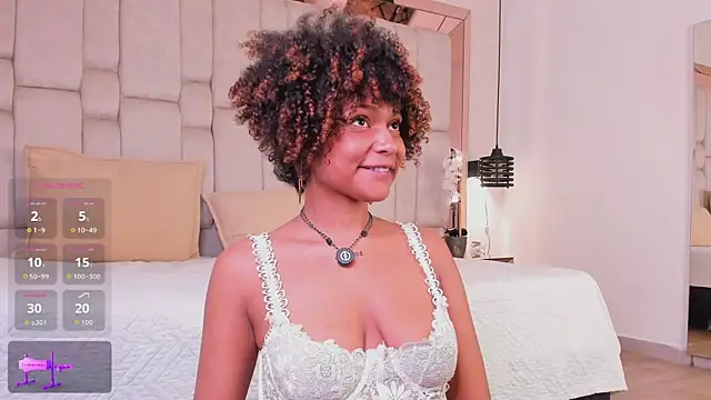  CurlyGirl  online show from 07-27-26, 03:57