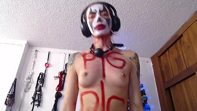 Eloise-brown online show from 01-01-25, 10:03