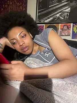 Snapshot of KimiAqua chatting on 03-14-25, 01:37 KimiAqua online show from 03-14-25, 01:37