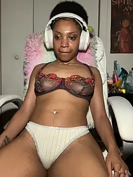 Snapshot of KimiAqua chatting on 10-03-25, 11:13 KimiAqua online show from 10-03-25, 11:13