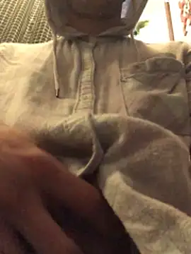 Snapshot of gabelove369 chatting on 12-21-25, 12:07 gabelove369 online show from 12-21-25, 12:07