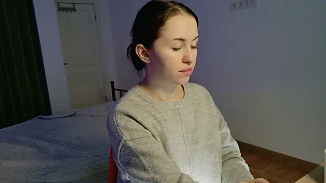 VioletCatt online show from 11-26-25, 06:36