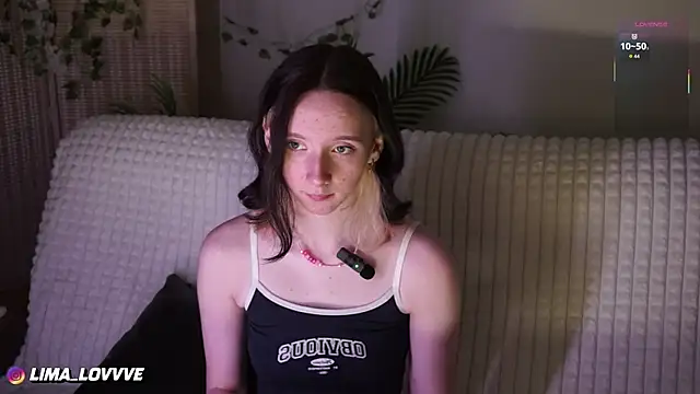 Snapshot of LimaLexxx chatting on 12-20-25, 05:09 LimaLexxx online show from 12-20-25, 05:09