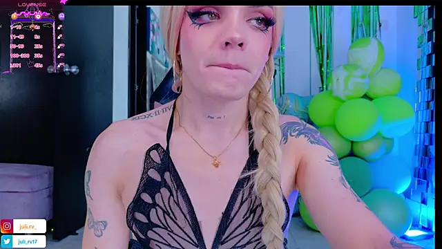 Snapshot of Chris_parker27 chatting on 03-22-25, 03:42 Chris parker27 online show from 03-22-25, 03:42