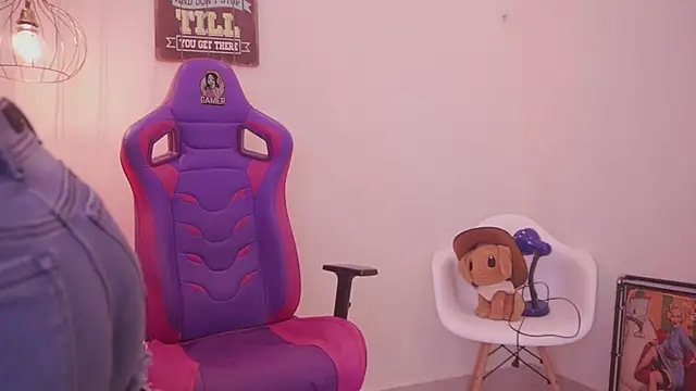 madelyn rose  online show from 01-10-26, 01:51