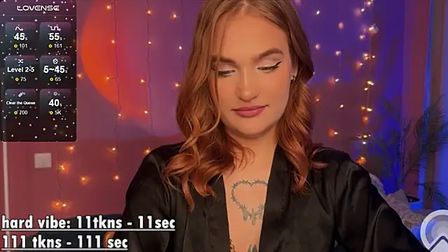 CarolineLovers online show from 03-05-25, 11:49