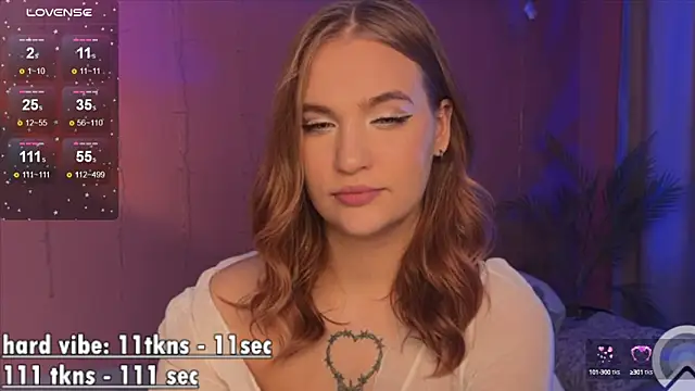 CarolineLovers online show from 03-06-25, 05:57