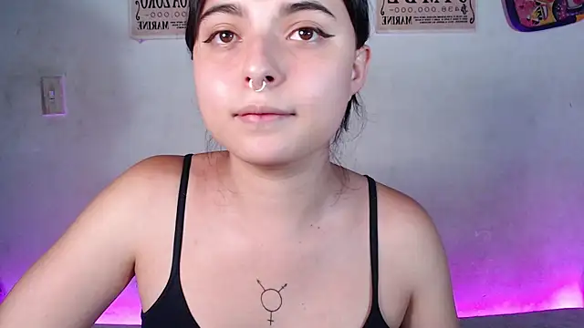 elizabethtaylorxxx online show from 02-08-25, 10:08