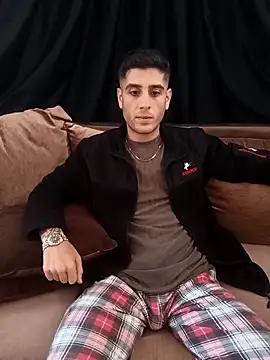 arenn1997 online show from 10-14-25, 01:01