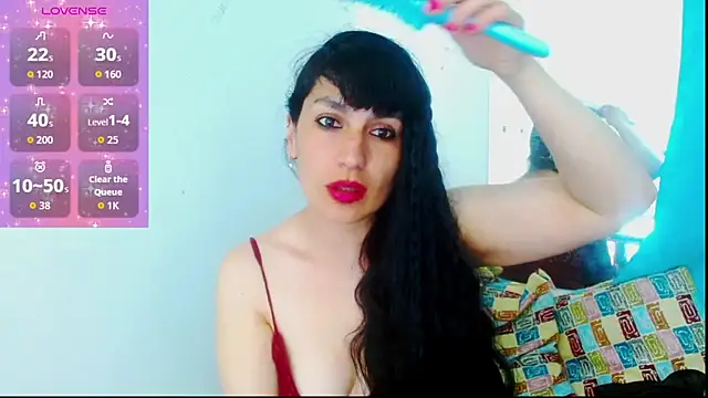 cristina connor online show from 12-22-25, 01:46