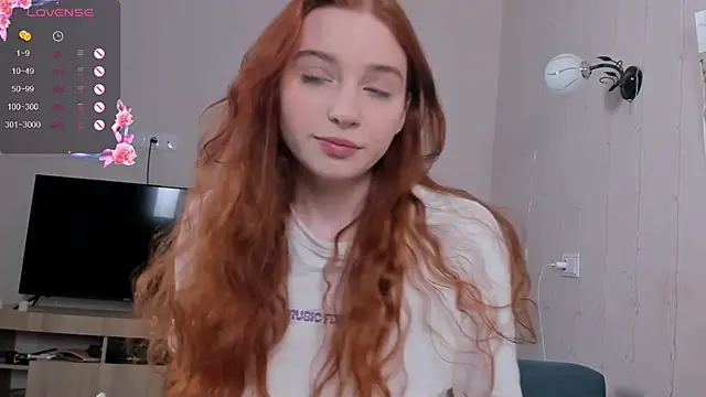 cinnabon girls online show from 12-16-24, 09:41