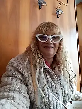 Snapshot of eva2023sexy chatting on 02-24-25, 02:15 eva2023sexy online show from 02-24-25, 02:15