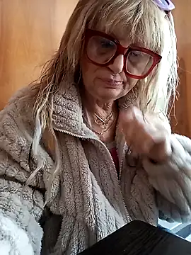 Snapshot of eva2023sexy chatting on 03-07-25, 01:51 eva2023sexy online show from 03-07-25, 01:51