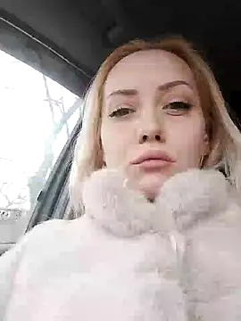 Snapshot of SweetGalateja chatting on 03-04-25, 10:02 SweetGalateja online show from 03-04-25, 10:02