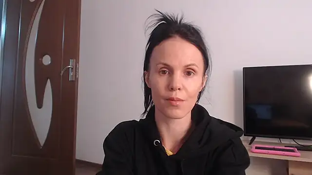 Snapshot of Teressa_Dream chatting on 12-19-25, 07:59 Teressa Dream online show from 12-19-25, 07:59