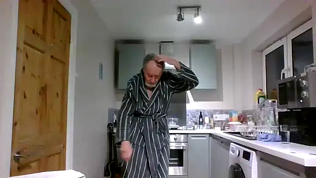 jimmybenido online show from 02-03-26, 05:40