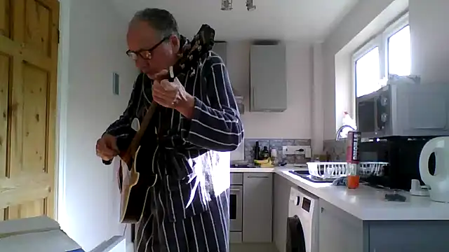 jimmybenido online show from 07-28-26, 04:50
