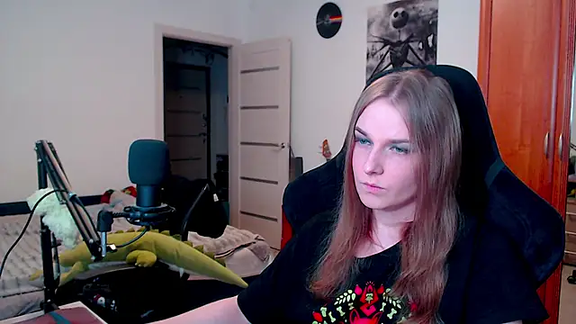 Snapshot of stellablondy chatting on 02-24-25, 05:20 stellablondy online show from 02-24-25, 05:20