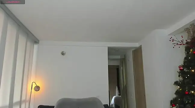 honeyann08 online show from 12-19-24, 08:13