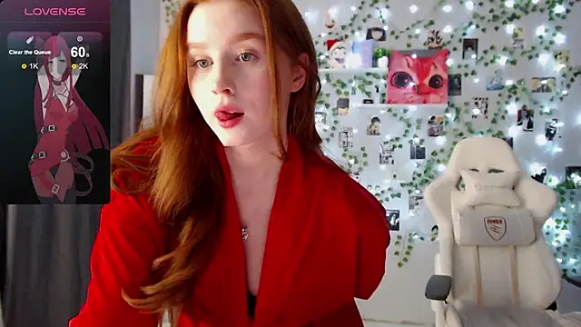 Snapshot of Meow_babe chatting on 12-28-24, 10:47 Meow babe online show from 12-28-24, 10:47