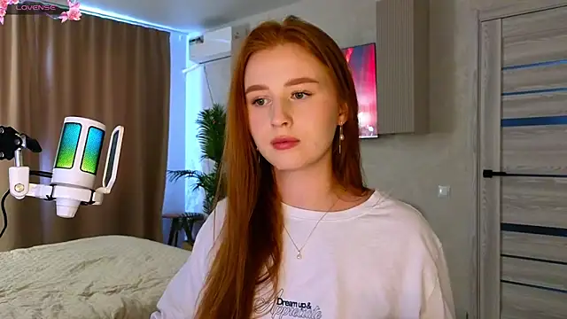 Meow babe online show from 06-24-26, 10:58