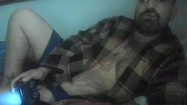 Snapshot of chubbycloudybottom chatting on 11-08-25, 04:29 chubbycloudybottom online show from 11-08-25, 04:29