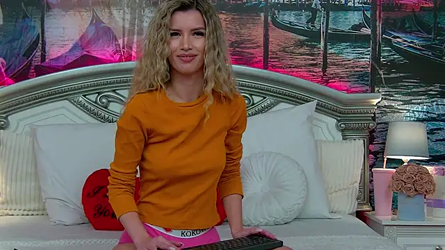 Snapshot of IvySamek chatting on 02-14-25, 04:37 IvySamek online show from 02-14-25, 04:37