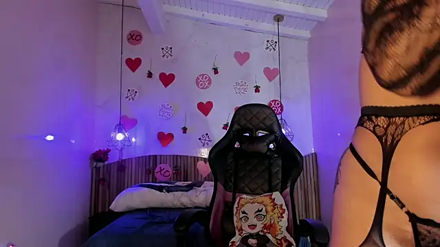 IamNayuta online show from 02-13-26, 03:24